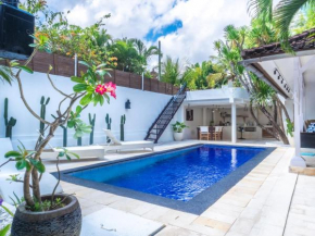 Ocean Star Villa One near KuDeTa Beach